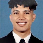 abogado, imparte tutorías a estudiantes de primeros semestres